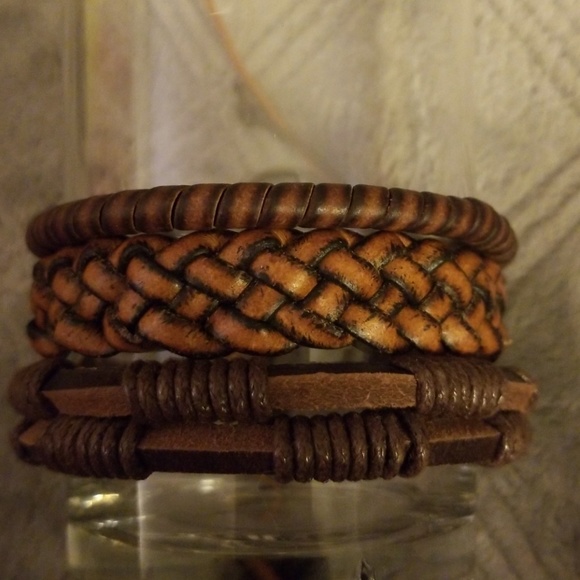 Set of 3 HANDMADE Leather Bracelets - Picture 1 of 7